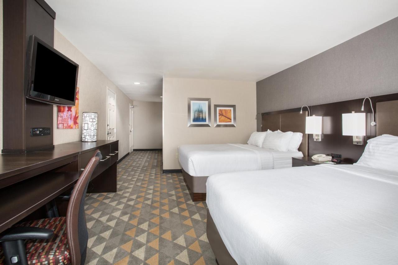 Holiday Inn Colorado Springs - Airport By Ihg Екстериор снимка