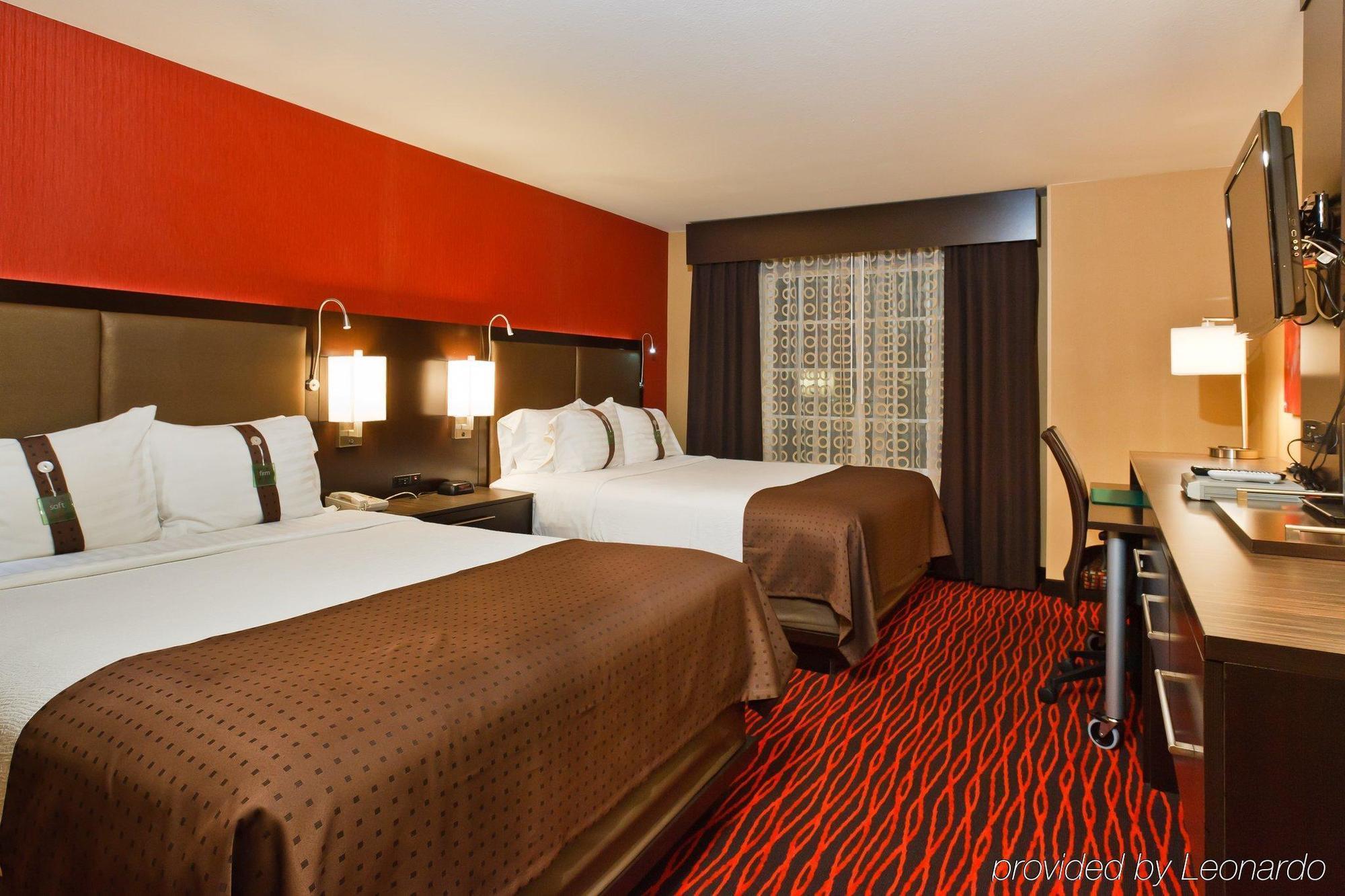 Holiday Inn Colorado Springs - Airport By Ihg Стая снимка