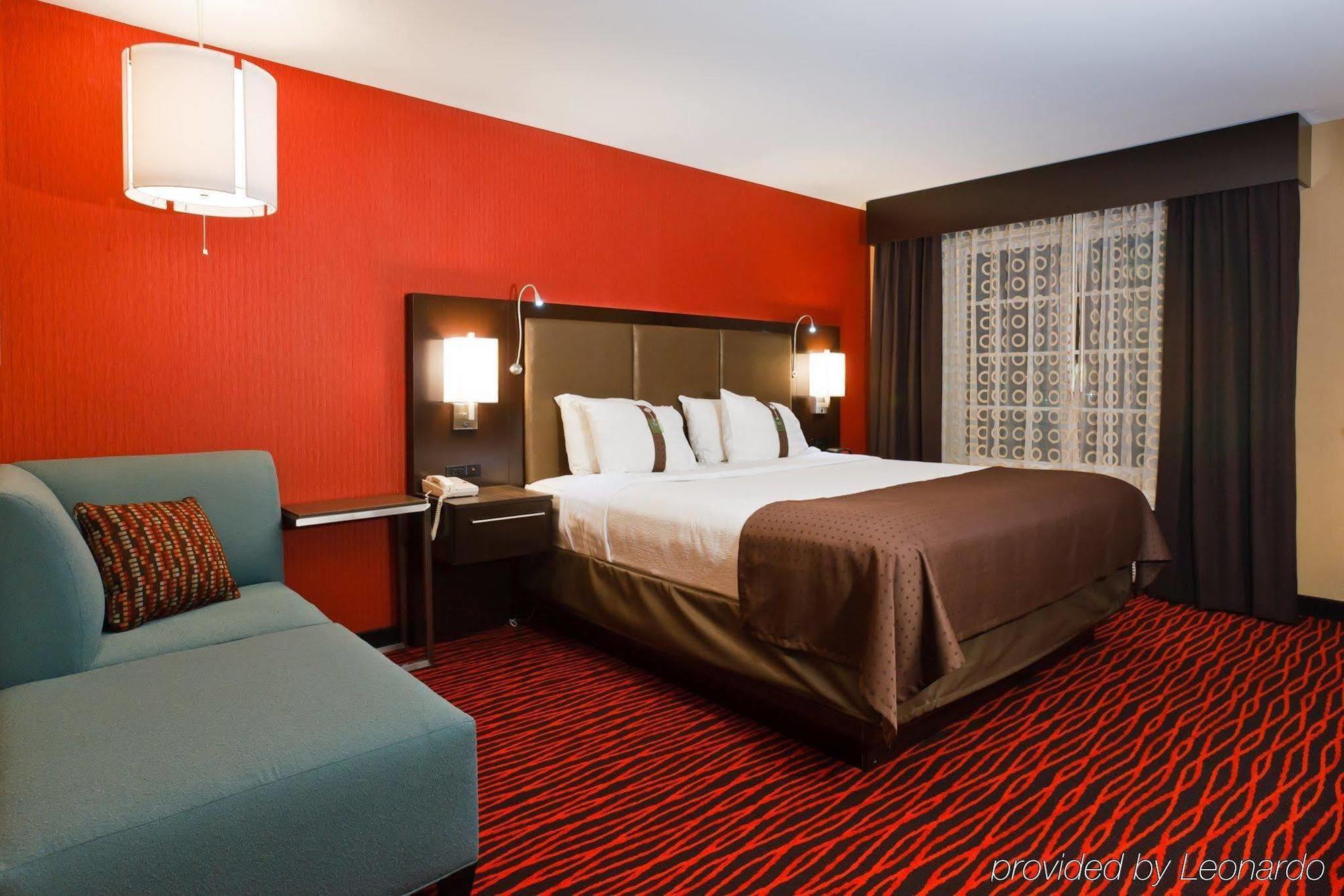 Holiday Inn Colorado Springs - Airport By Ihg Стая снимка